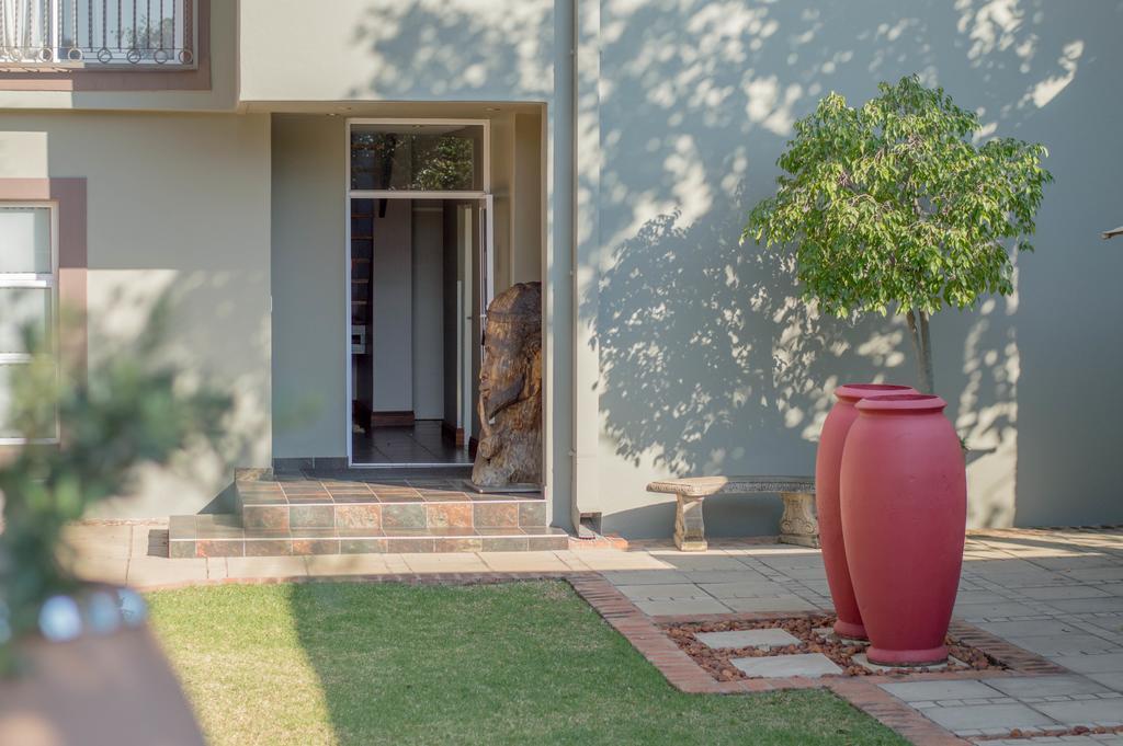 314 On Clark Guest House Pretoria Ngoại thất bức ảnh