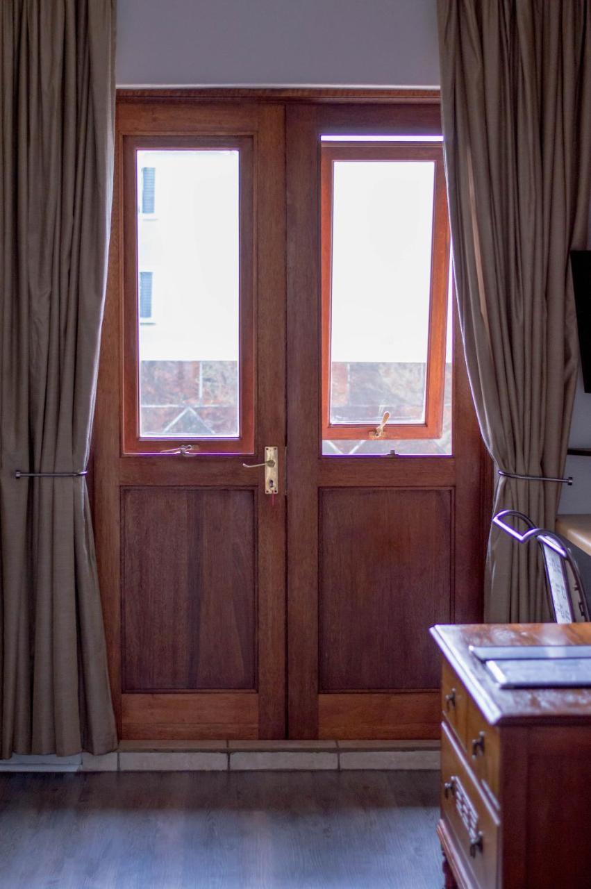 314 On Clark Guest House Pretoria Ngoại thất bức ảnh